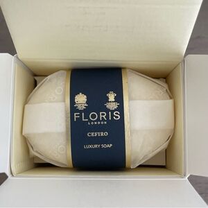 NIB Floris Cefiro Luxury Soap - 3 bars Woody Floral